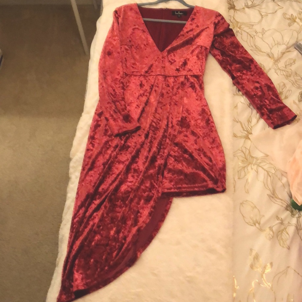 Blush velvet Lulu’s High-Low dress